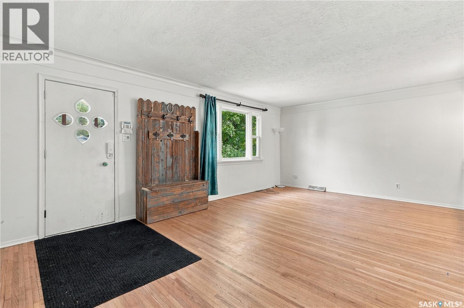 2250 MacKay STREET, Regina — photo 3