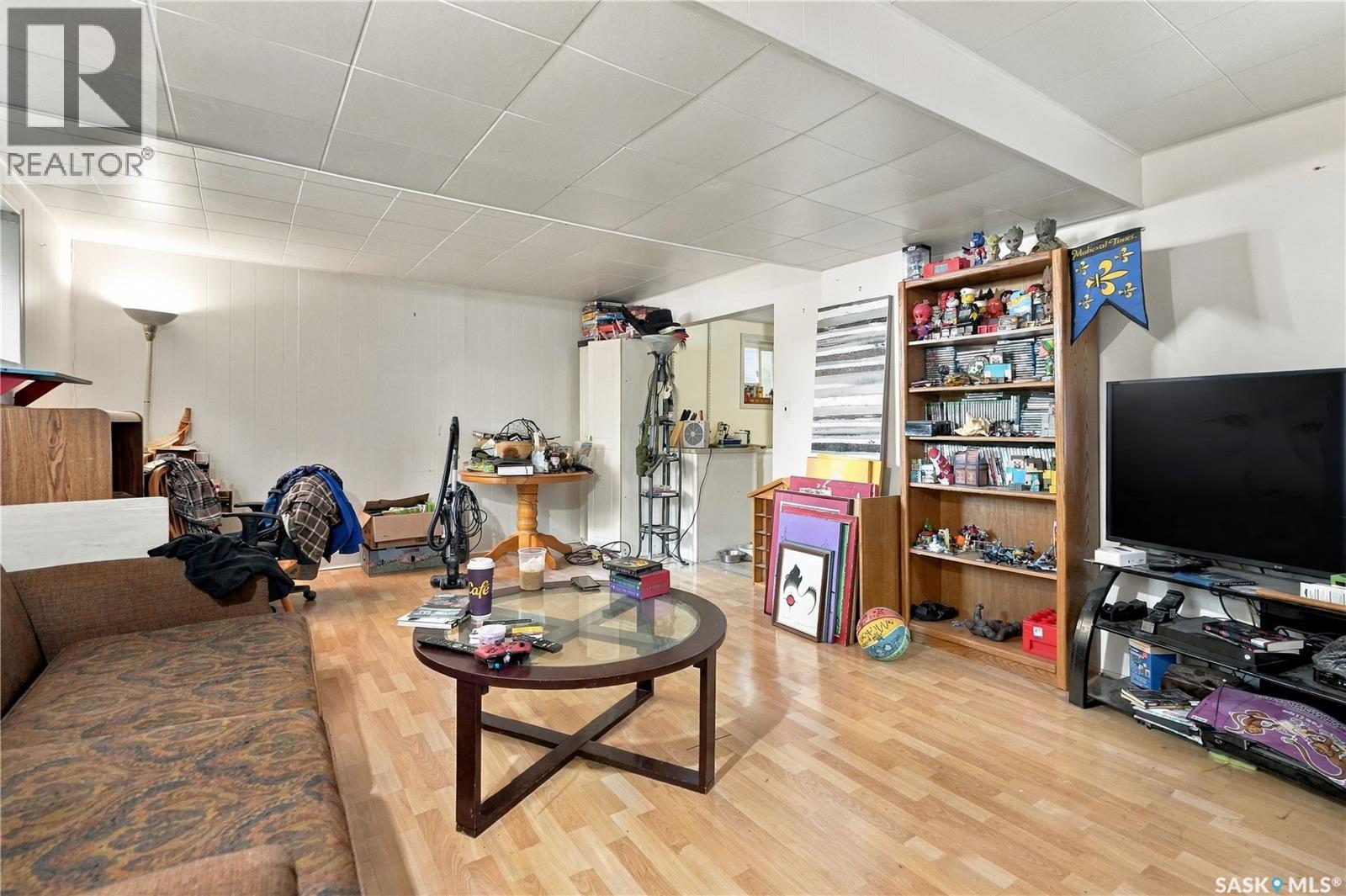 2250 MacKay STREET - 31