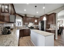 4pc Bathroom - 714 Redwood Crescent, Warman, SK S0K4S2 Photo 10