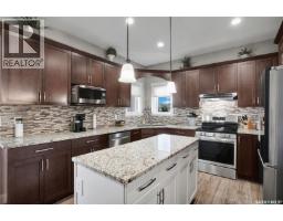 3pc Ensuite bath - 714 Redwood Crescent, Warman, SK S0K4S2 Photo 9