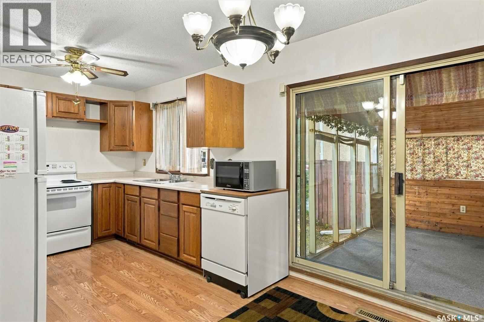 502 MICHENER WAY, Saskatoon — photo 12