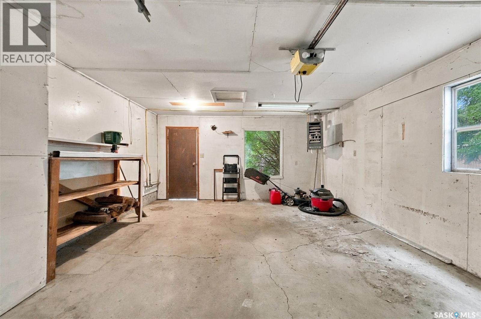 502 MICHENER WAY, Saskatoon — photo 35