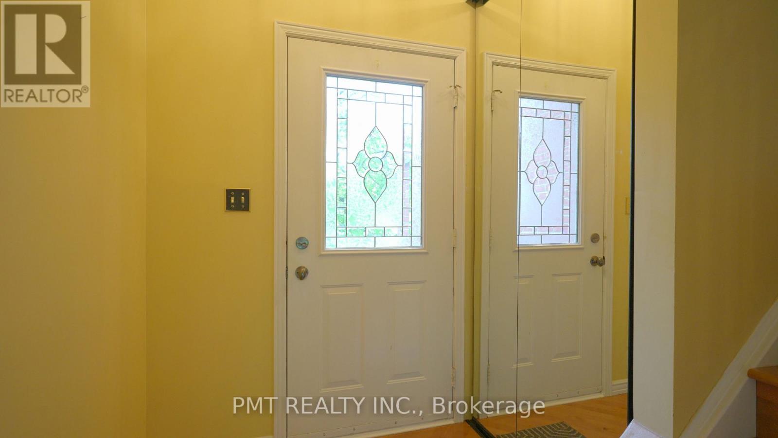 22 - 245 BISHOP STREET S — photo 2