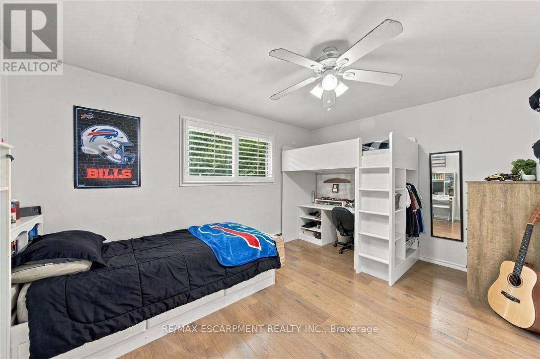 9793 DICKENSON ROAD W - 20