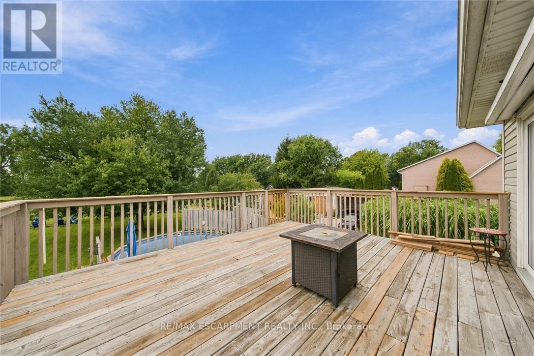 9793 DICKENSON ROAD W - 25
