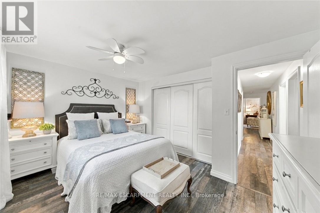 9793 DICKENSON ROAD W - 35