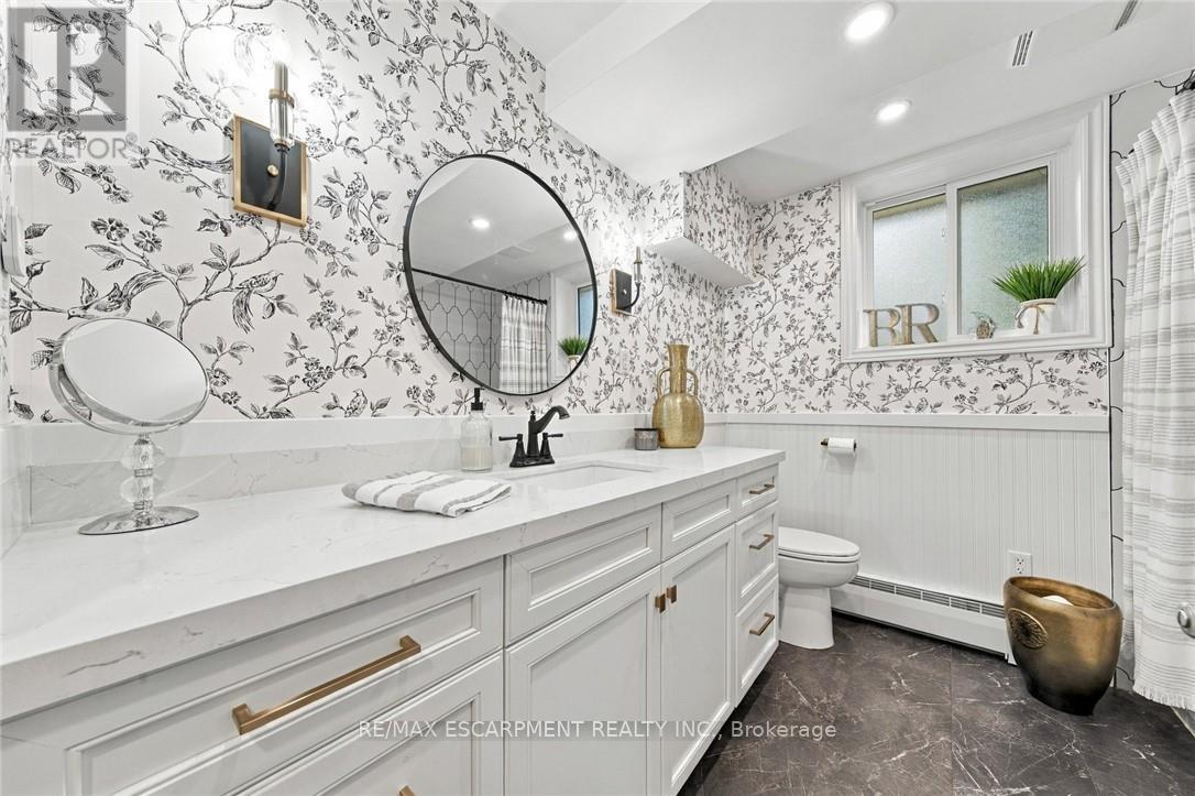 9793 DICKENSON ROAD W - 44