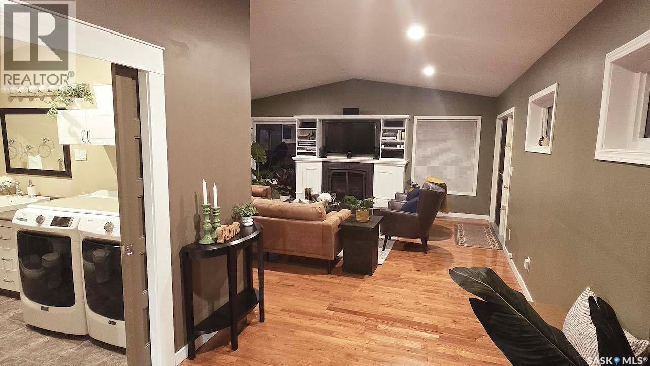 2133 McKinnon AVENUE, Saskatoon — photo 5