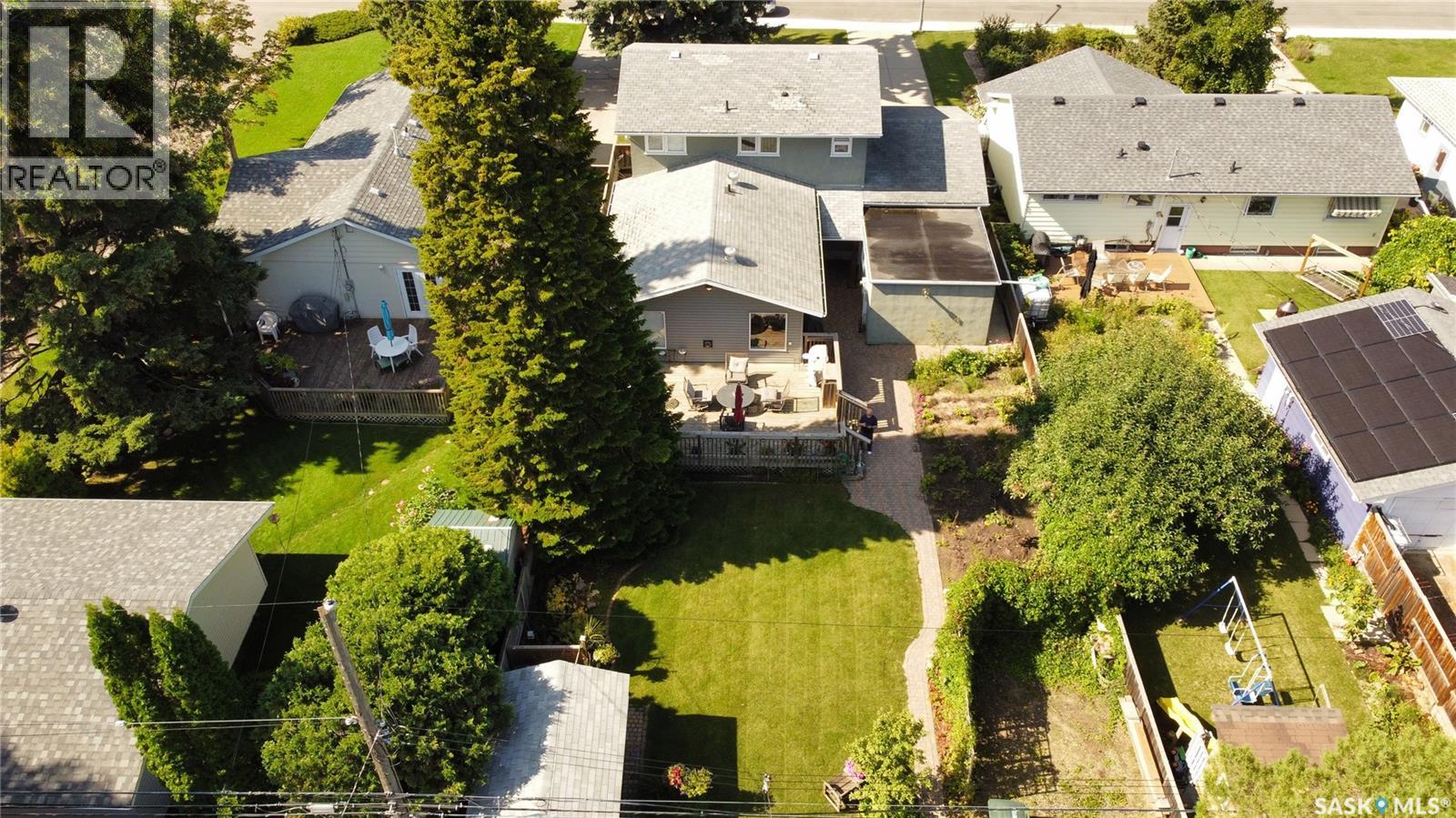 2133 McKinnon AVENUE - 30