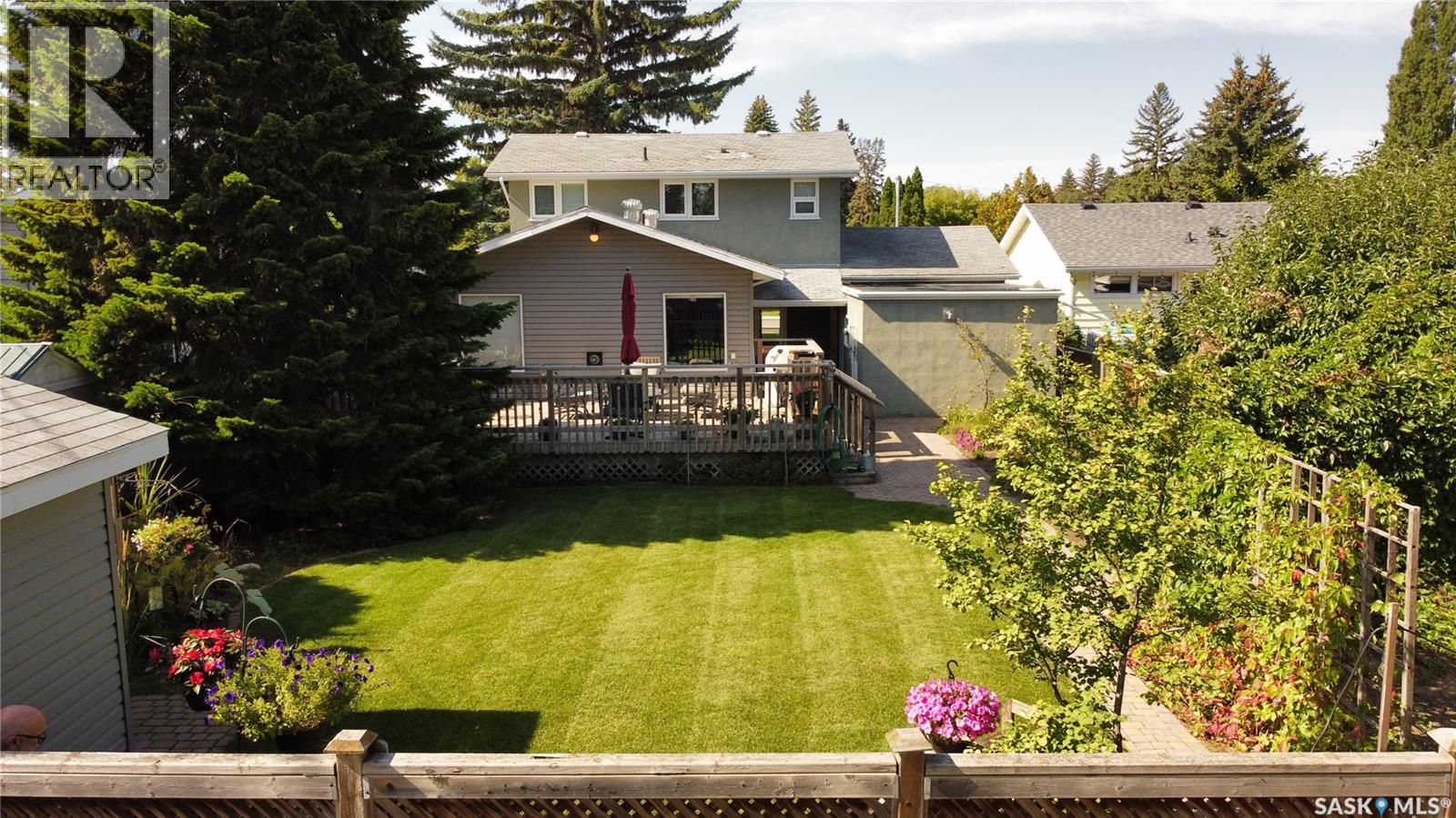 2133 McKinnon AVENUE - 31