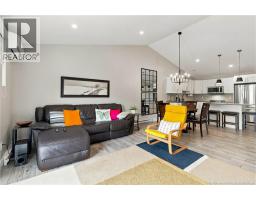 Family room - 398 Glengrove Road, Moncton, NB E1A8C8 Photo 6