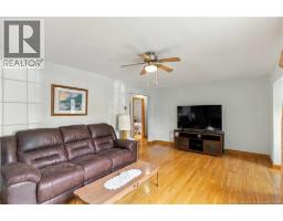 Bedroom - 93 Alexandra Crescent, Saint Andrews, NB E5B2J1 Photo 9