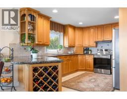 2pc Bathroom - 1 Twelfth Street, Grimsby, ON L3M2V6 Photo 15