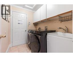 Kitchen - 1 Twelfth Street, Grimsby, ON L3M2V6 Photo 21