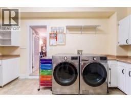 4pc Bathroom - 606 Main Street, Pincher Creek, AB T0K1W0 Photo 11