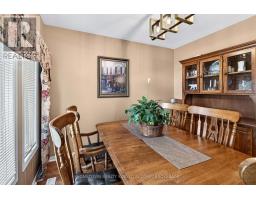 Living room - 540 Sackville Crescent, Kingston, ON K7M8W3 Photo 6