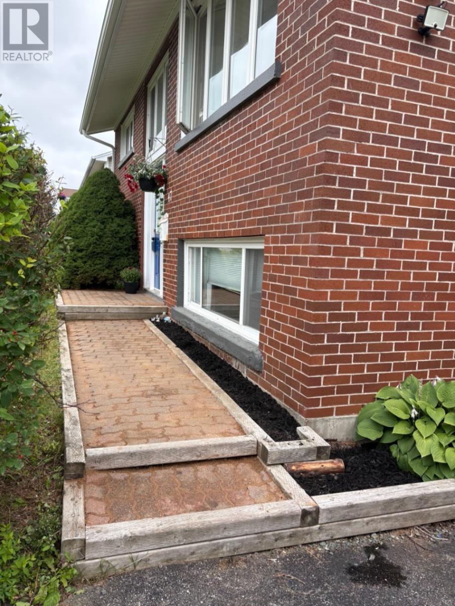 47 Grandy Avenue - 29