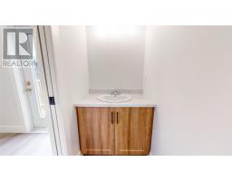 8 Walnut Street thumbnail 16