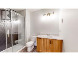 8 Walnut Street thumbnail 22