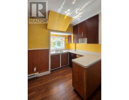 3-11 Marsh Road thumbnail 9