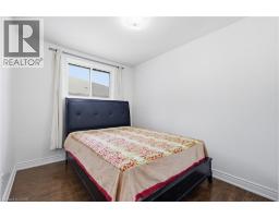 14 Avondale Boulevard, Brampton, ON L6T1H3 Photo 19