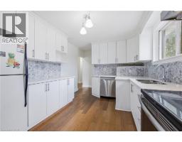 Kitchen - 14 Avondale Boulevard, Brampton, ON L6T1H3 Photo 9