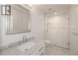 Upper - 11 Rose Park Crescent, Toronto, ON M4T1P8 Photo 10