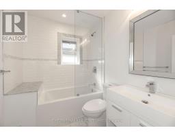 Upper - 11 Rose Park Crescent, Toronto, ON M4T1P8 Photo 16