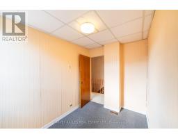 6 Crocker Avenue, Toronto, ON M6J1K5 Photo 17