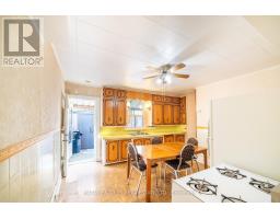 6 Crocker Avenue, Toronto, ON M6J1K5 Photo 8