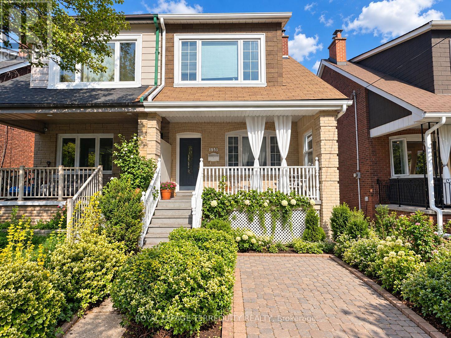 Photo of 153 Monarch Park Avenue