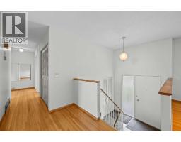 Kitchen - 6904 8 Street Nw, Calgary, AB T2K1G1 Photo 6