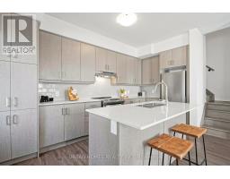 97 - 10 Almond Blossom Mews, Vaughan, ON L4K0N6 Photo 12