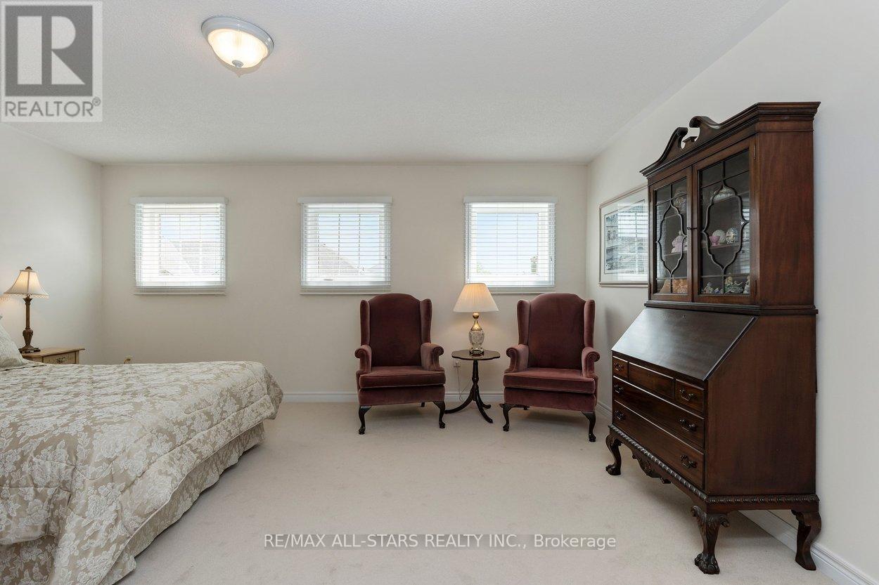 52 OASIS WAY - Image 36
