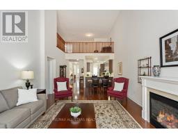 Family room - 52 Oasis Way, Markham, ON L6E0B6 Photo 8