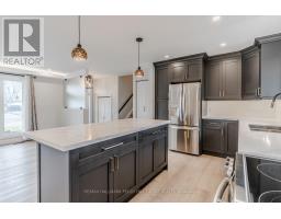 Upper - 20 Ottaway Avenue, Barrie, ON L4M2W7 Photo 10