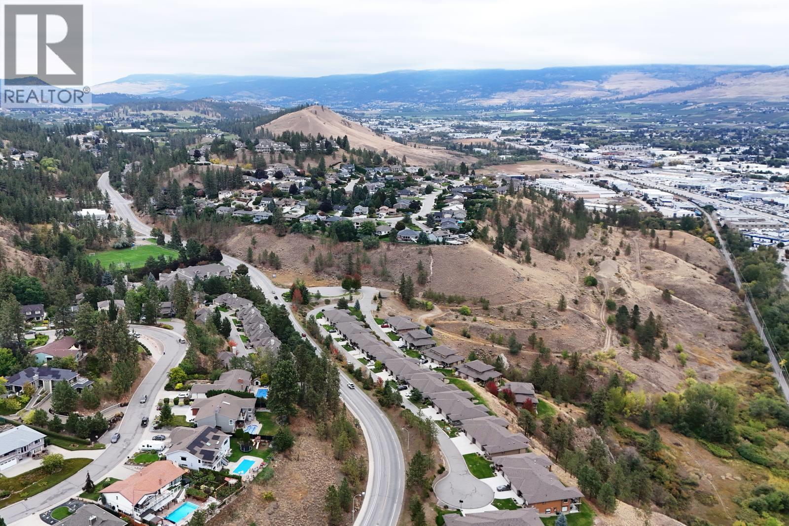#6 2421 Glacier Court - Image 68