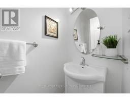 Bathroom - 31 - 35 Rhonda Road, Guelph, ON N1H6H1 Photo 8
