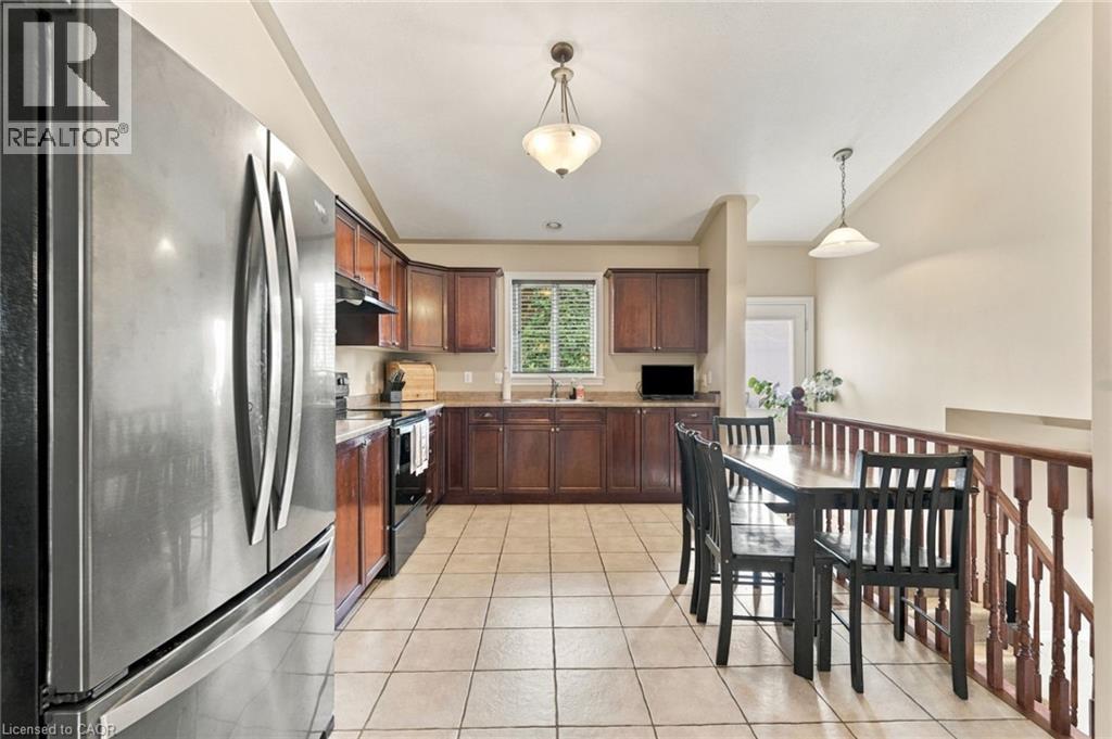 26 LESLIE Street, Jarvis — photo 11
