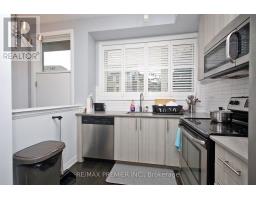 152 Frederick Tisdale Drive, Toronto, ON M3K0A8 Photo 11