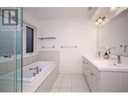 152 Frederick Tisdale Drive, Toronto, ON M3K0A8 Photo 18
