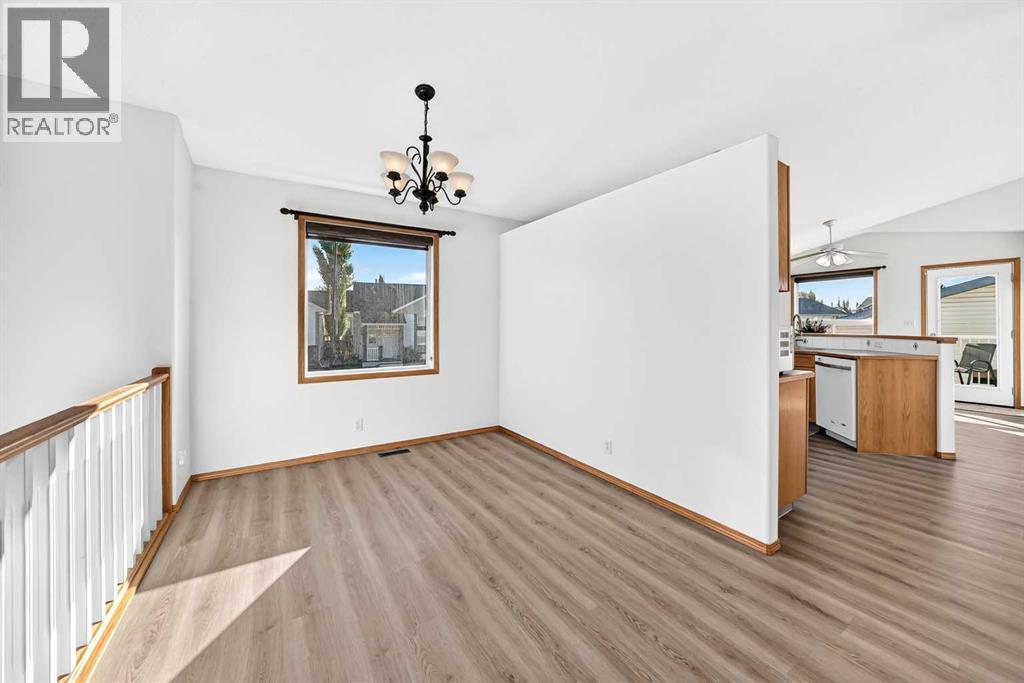 Listing photo – 36 Lister Crescent, Red Deer