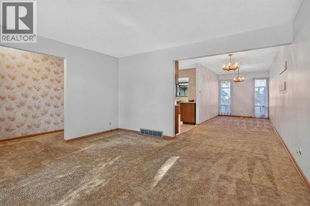 3819 Charleswood Drive NW - 6