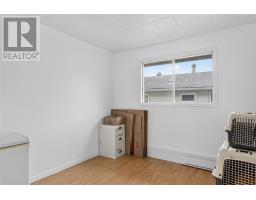 69 Byrd Avenue thumbnail 9