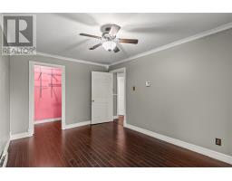 40 Monument Road thumbnail 18