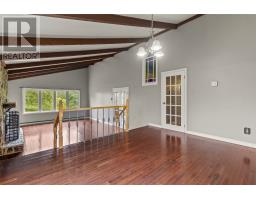 40 Monument Road thumbnail 11