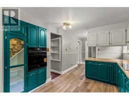 40 Monument Road thumbnail 13