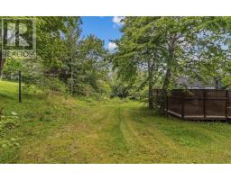 40 Monument Road thumbnail 42