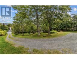 40 Monument Road thumbnail 5