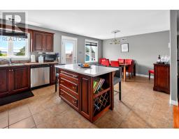 86 Hollyberry Drive thumbnail 16